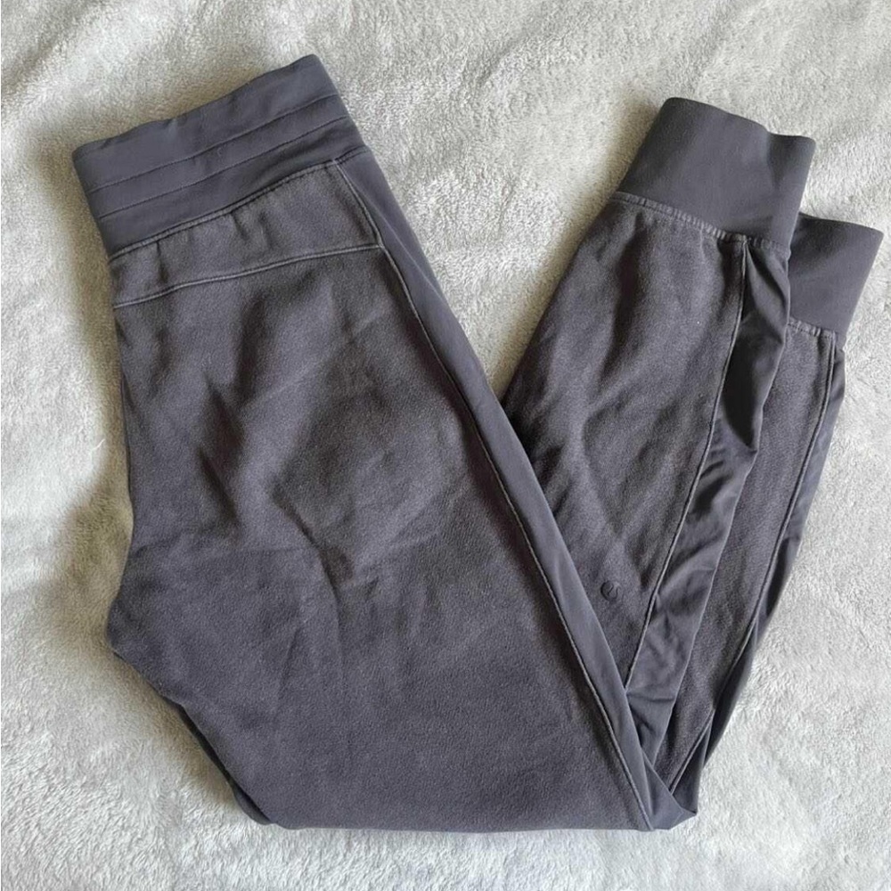 Lululemon Get Going Jogger 28.5" size 4